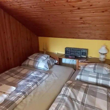 Vidra Apartman- Guest house *