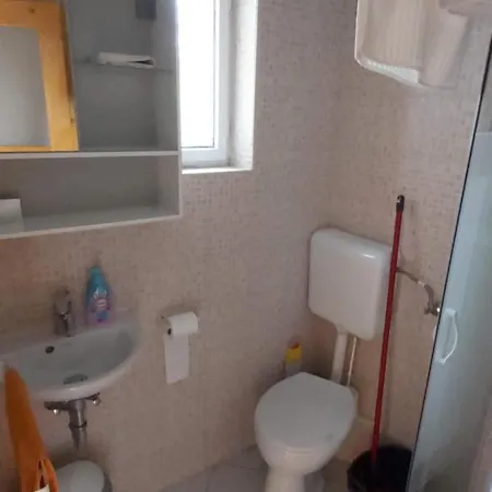 Vidra Apartman- Zamardi