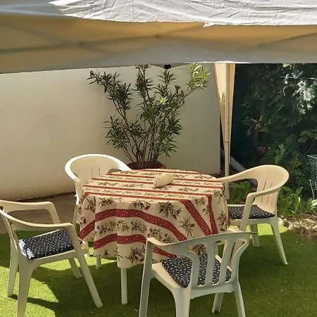 Vidra Apartman- * Zamardi